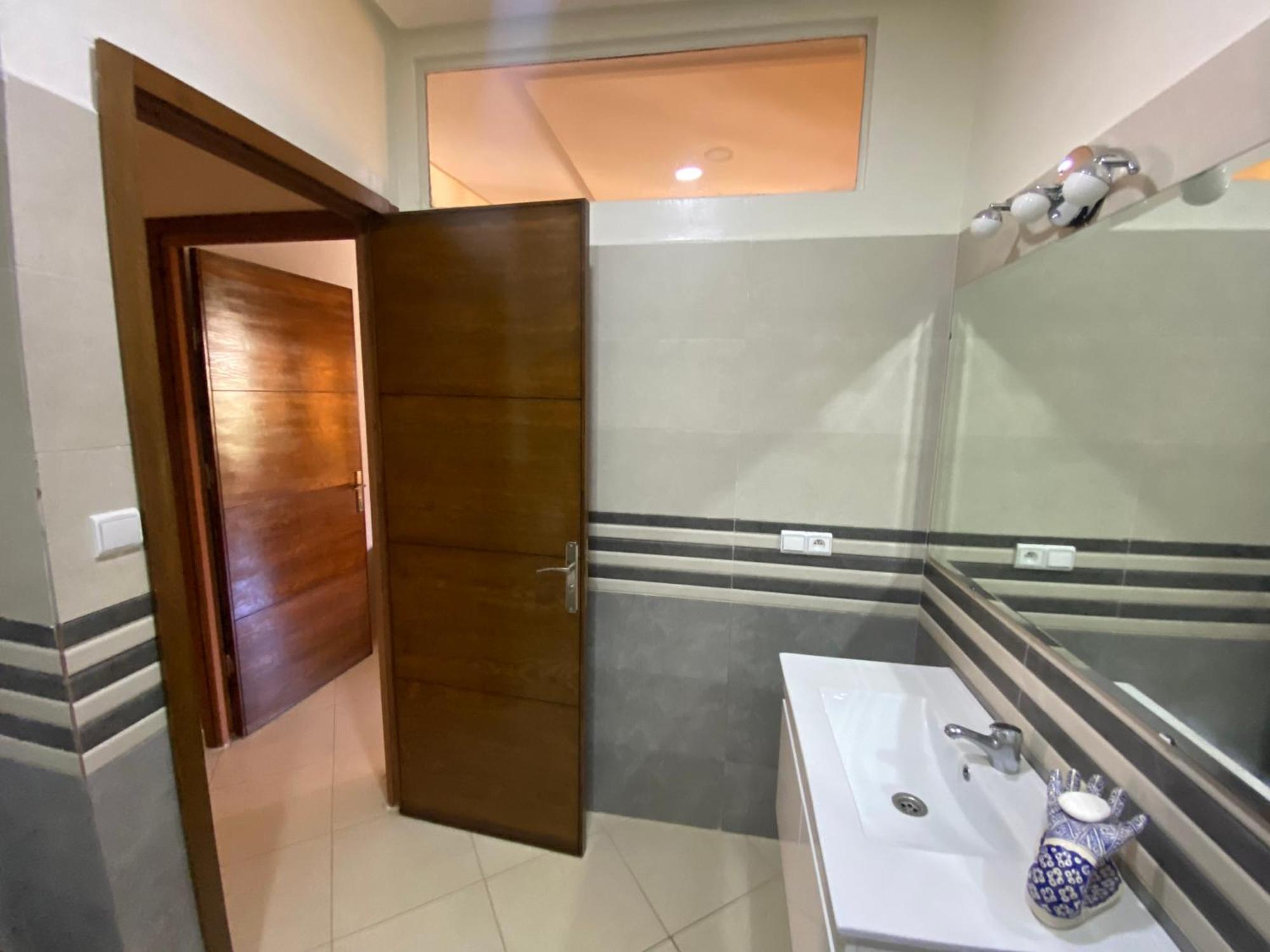 Central 2-Bedrooms W/ Balcony@Downtown Mers Sultan Casablanca Extérieur photo